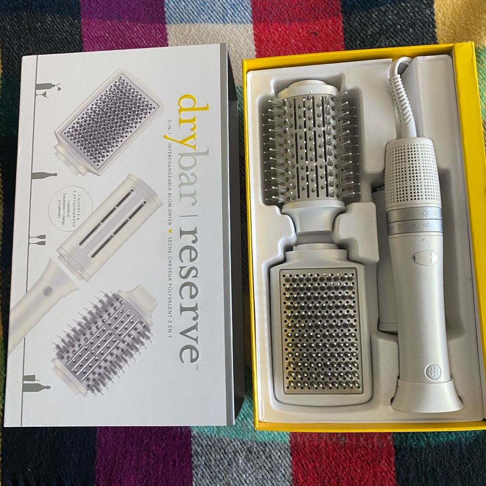 DryBar Reserve 3- in-1 blow dryer
